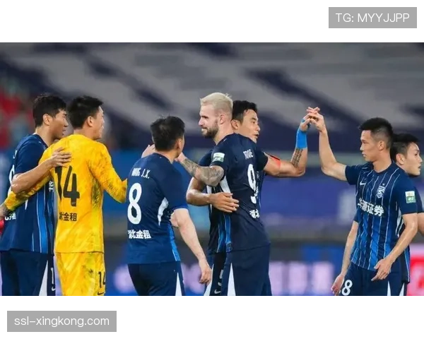 武汉三镇战胜深圳新鹏城 获得关键保级三分