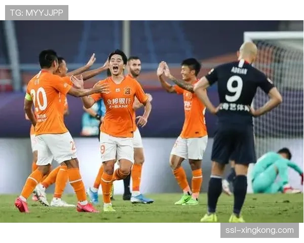 杨希抓住机会破门得分，海港年轻前锋把握有限射门机会